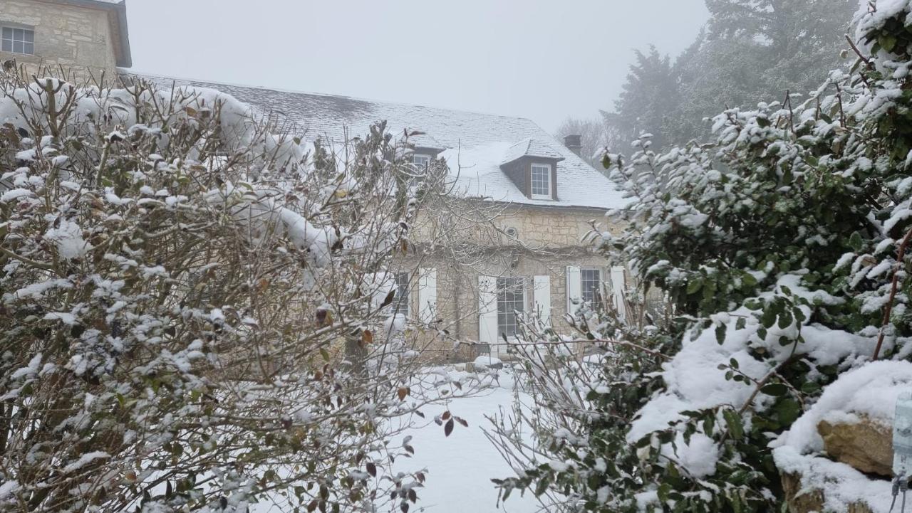 Bed and Breakfast Domaine La Garenne Reilhaguet Exterior foto